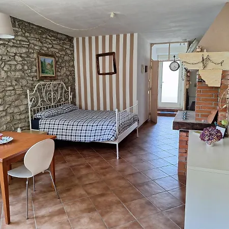 La Taverna Dei Gufi Nocleg ze śniadaniem 4*